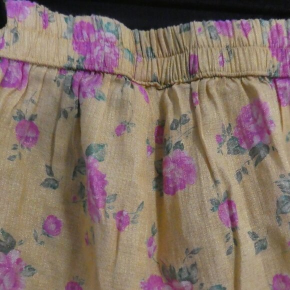 Unbranded | 10.5 inch waist measured | Floral Mustard Pants With Pink Flowers - Picture 11 of 16